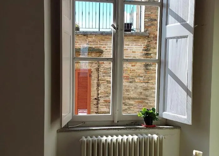 Palazzo Polini Fioretti 卡拉塞